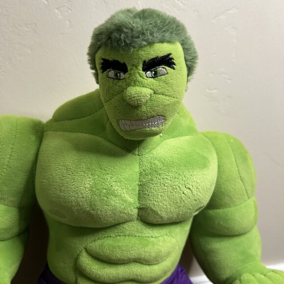 Incredible Hulk Marvel Plush 16 Inch Jointed Arms fully rotate Disney store - Picture 3 of 13